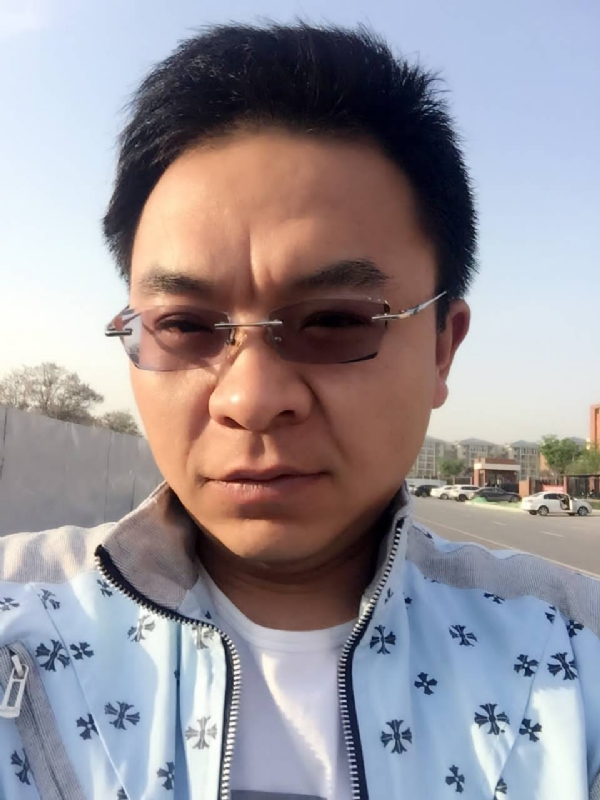 执着的等待的第一张照片--福州相亲网