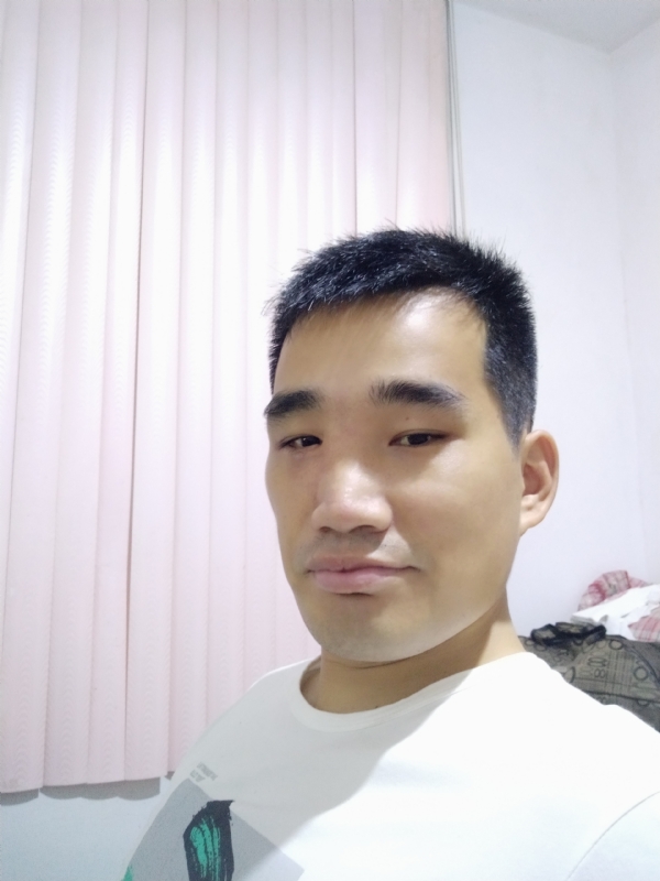 大男孩的第一张照片--福州相亲网