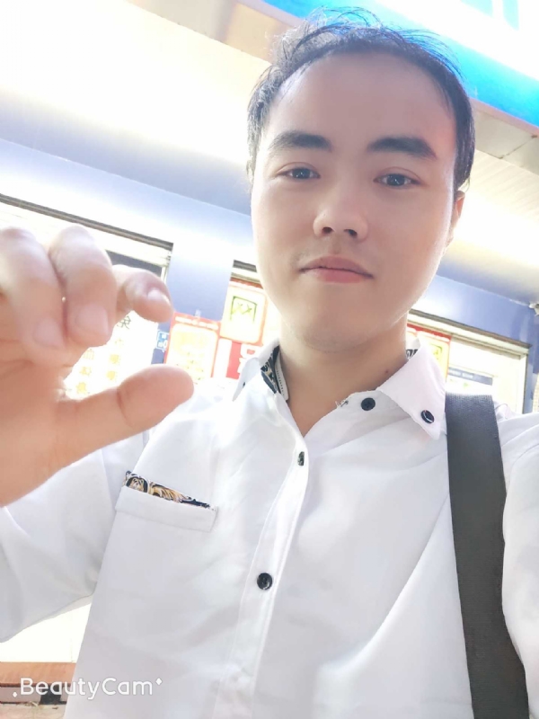 开心就好的第一张照片--福州相亲网