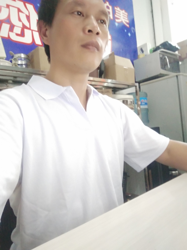深蓝色的海的第一张照片--福州相亲网