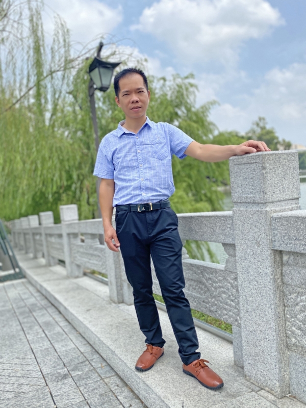 奇峰向阳的第一张照片--福州相亲网
