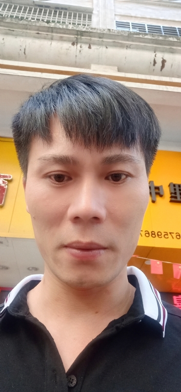 笑看人生的第一张照片--福州相亲网