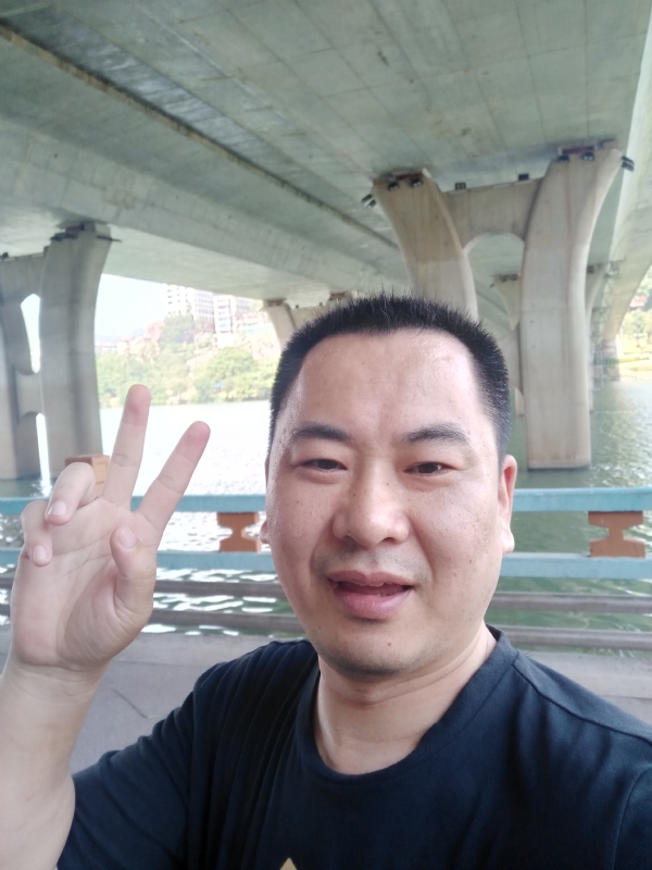 上人的第一张照片--福州相亲网