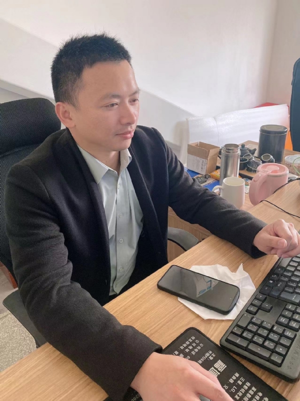 落叶知秋的第一张照片--福州相亲网