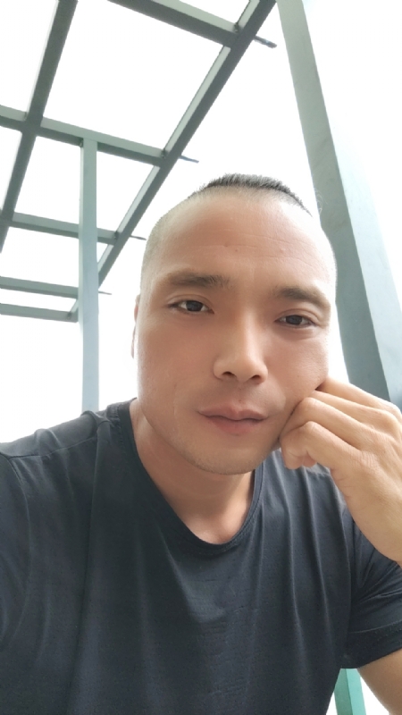 伯爵的第三张照片--福州相亲网
