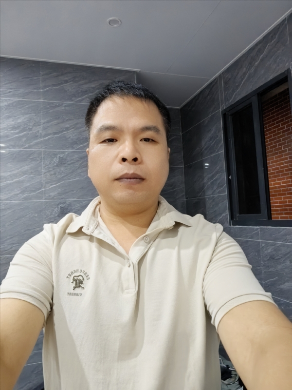 刘两水的第一张照片--福州相亲网